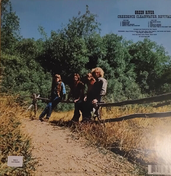 Creedence Clearwater Revival – Green River